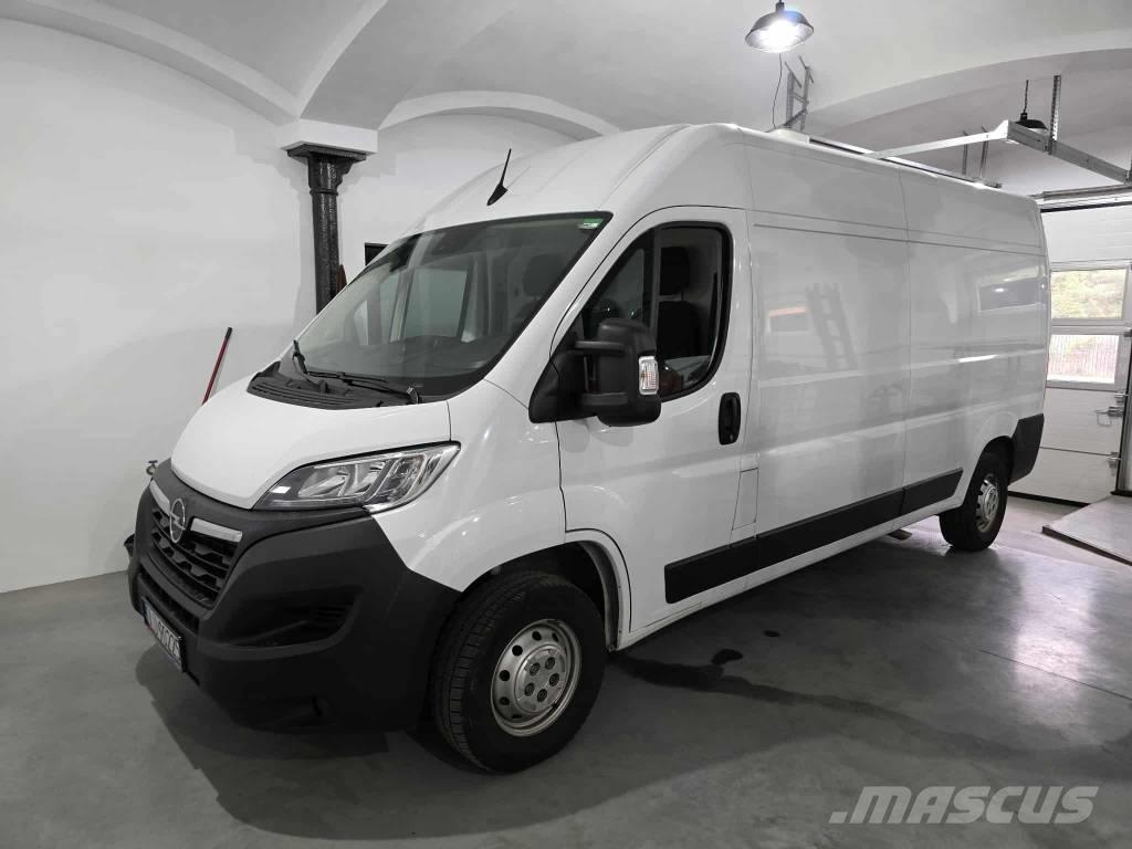 Opel Movano 大型面包车