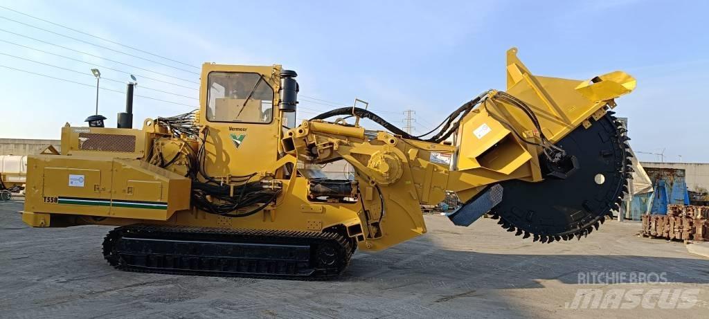 Vermeer T558 II 挖沟机