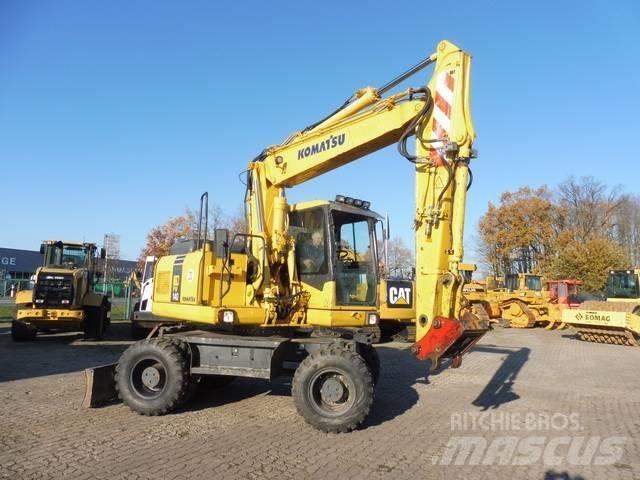 Komatsu PW 140-7 轮式挖掘机