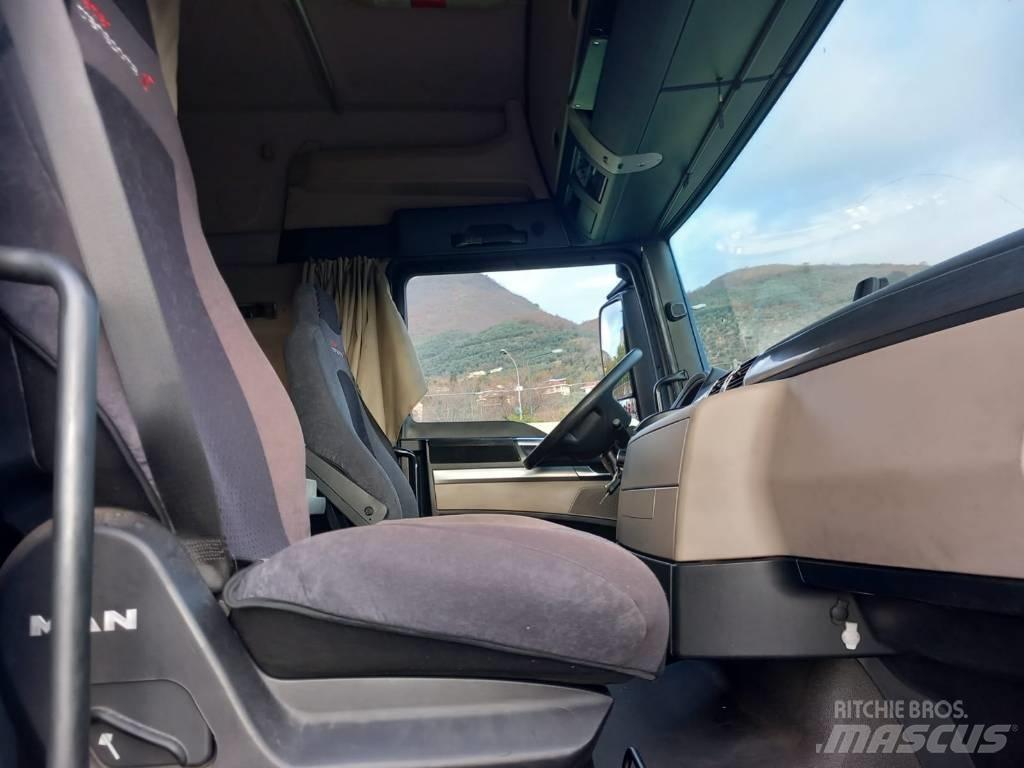 MAN TGX 26.420 车辆运输车