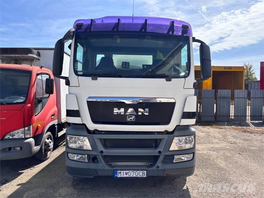 MAN TGS 26.440 6X2 油罐车