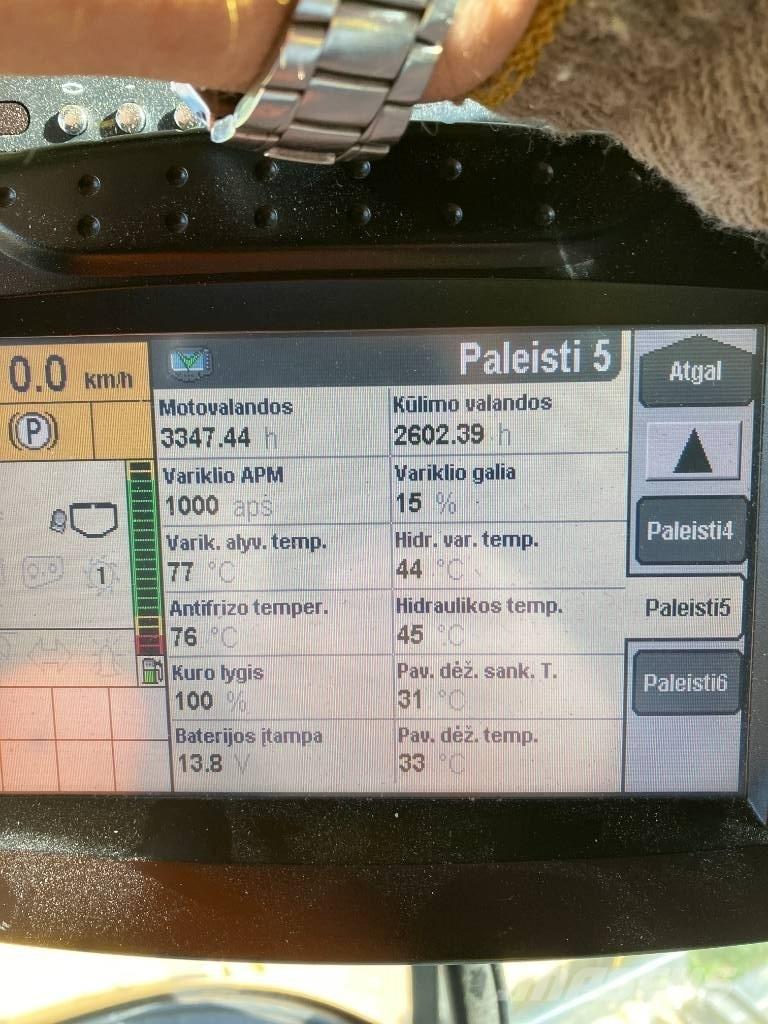 New Holland CX 8080 联合收割机
