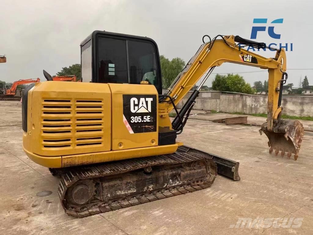 CAT 305.5E2 履带挖掘机
