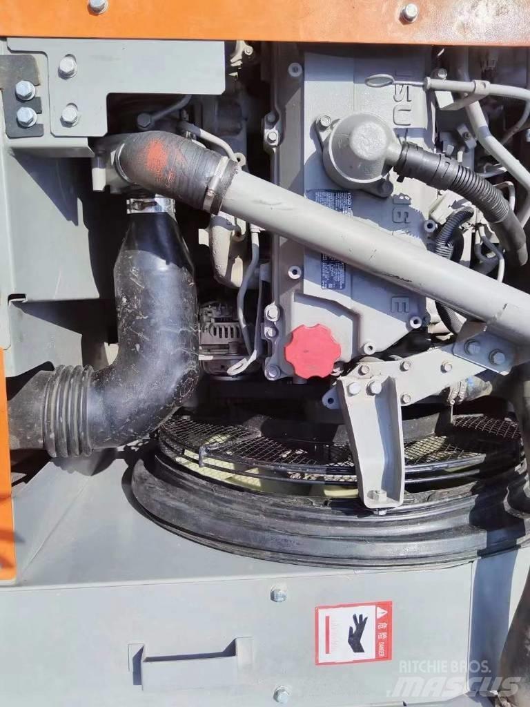 Hitachi Zaxis 200 LC 履带挖掘机