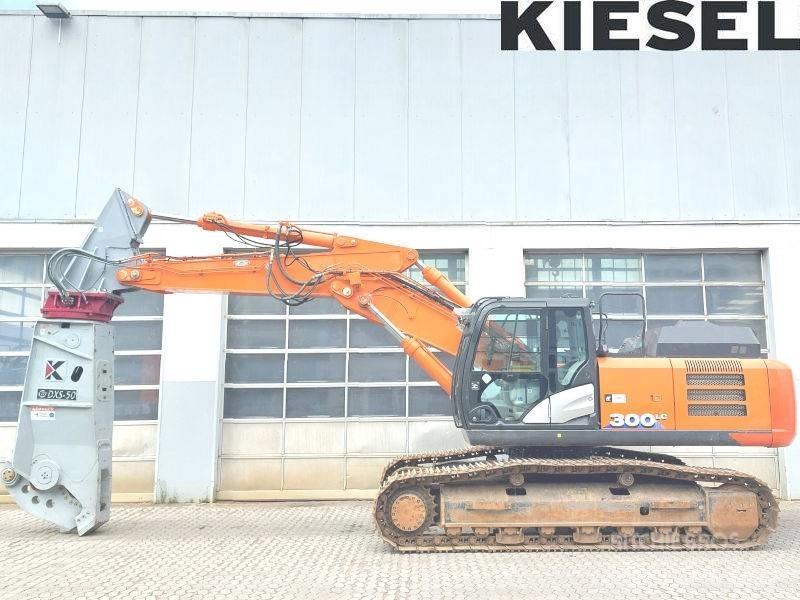 Hitachi ZX 300 LC-6 组装挖掘机