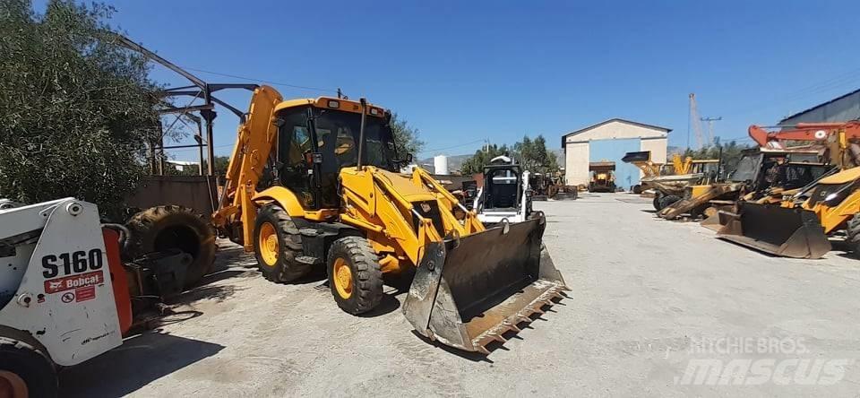 JCB 3 CX SM 4 T 反铲装载机