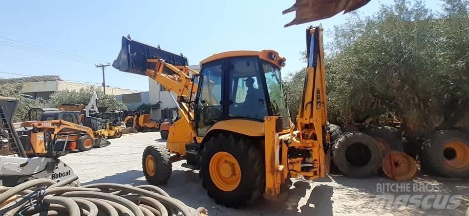 JCB 3 CX SM 4 T 反铲装载机