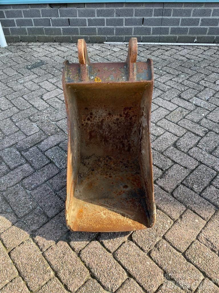 Eurosteel sleuvenbak 挖斗