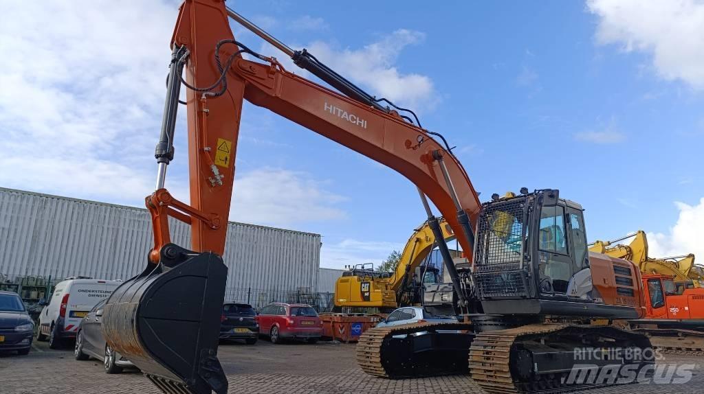 Hitachi ZX 220 LC 履带挖掘机