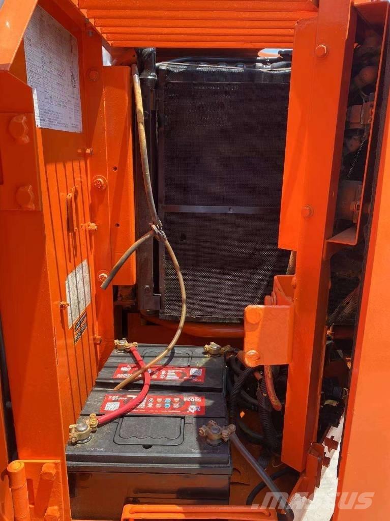 Hitachi ZX 60 小型挖掘机