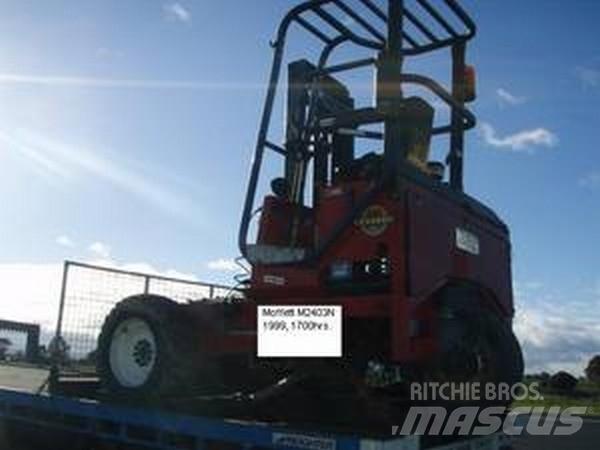Moffett M2403N 越野叉车|叉装车