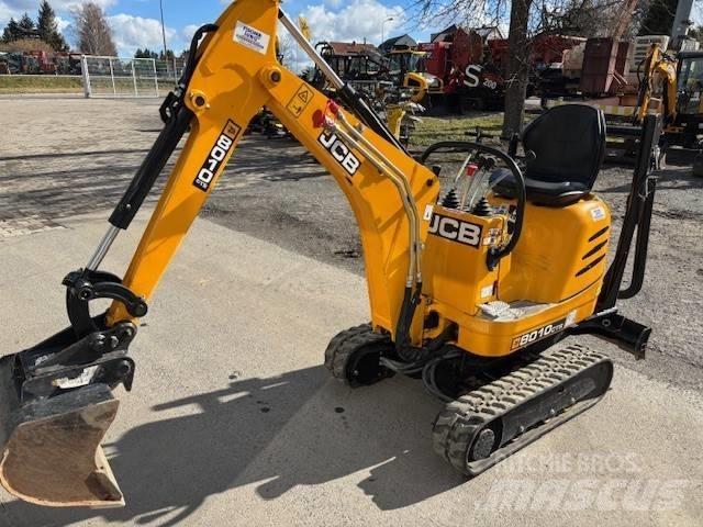 JCB 8010CTS 小型挖掘机