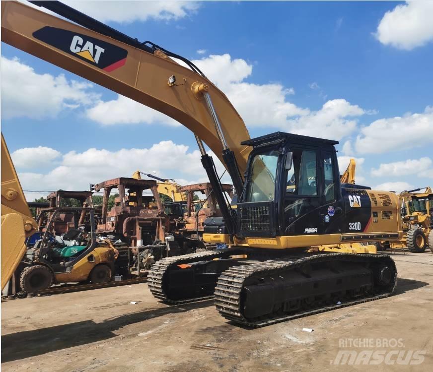CAT 320 D 履带挖掘机