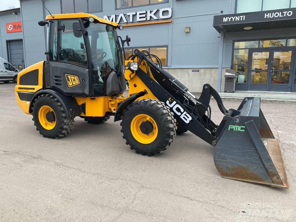 JCB 407 T4 轮式装载机