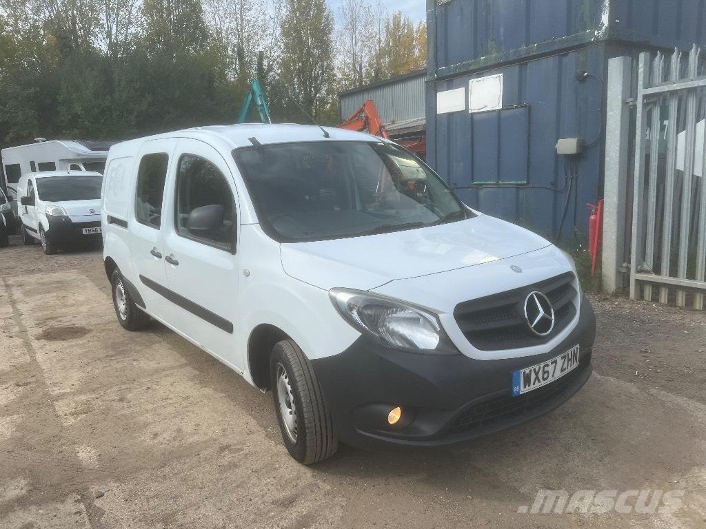 Mercedes-Benz Citan 大型面包车