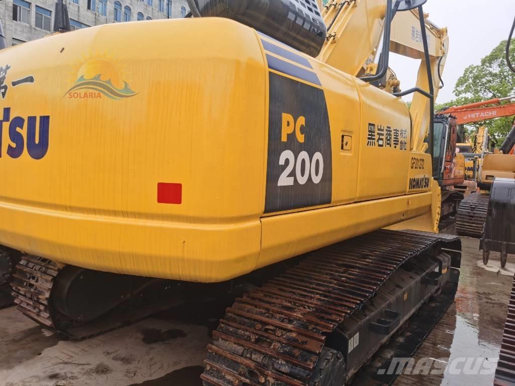 Komatsu PC 200-8 履带挖掘机