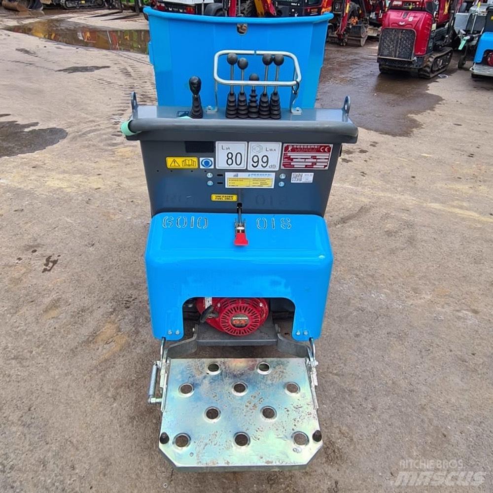 Messersi TC50 履带式自卸车