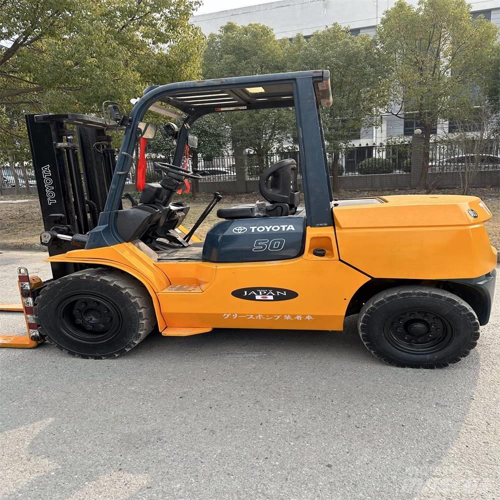 Toyota 02-7FDA50 柴油叉车