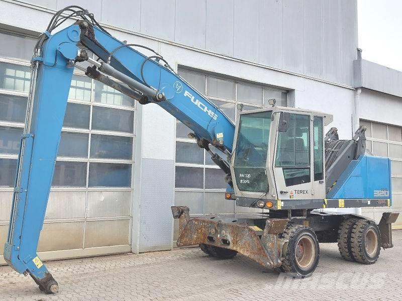 Fuchs MHL 320 F 工业挖掘机