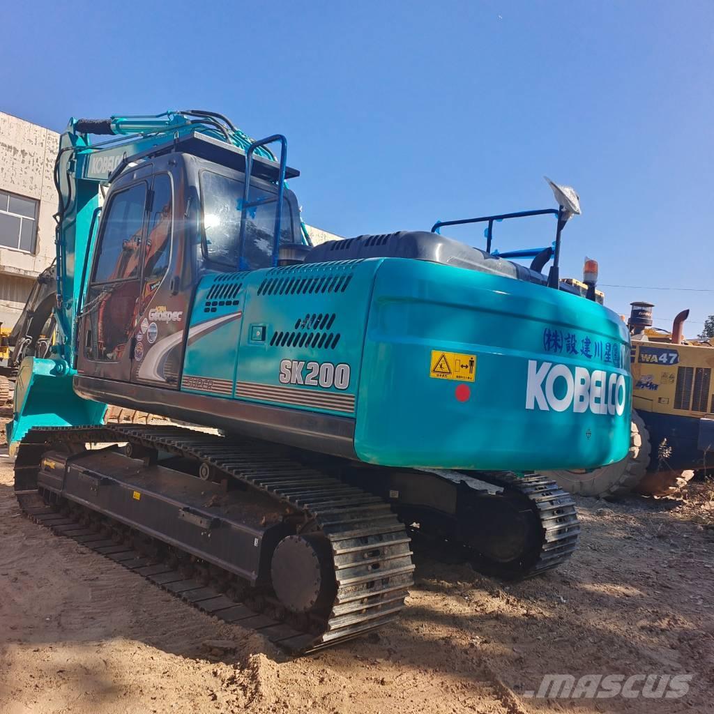 Kobelco SK200-8 履带挖掘机