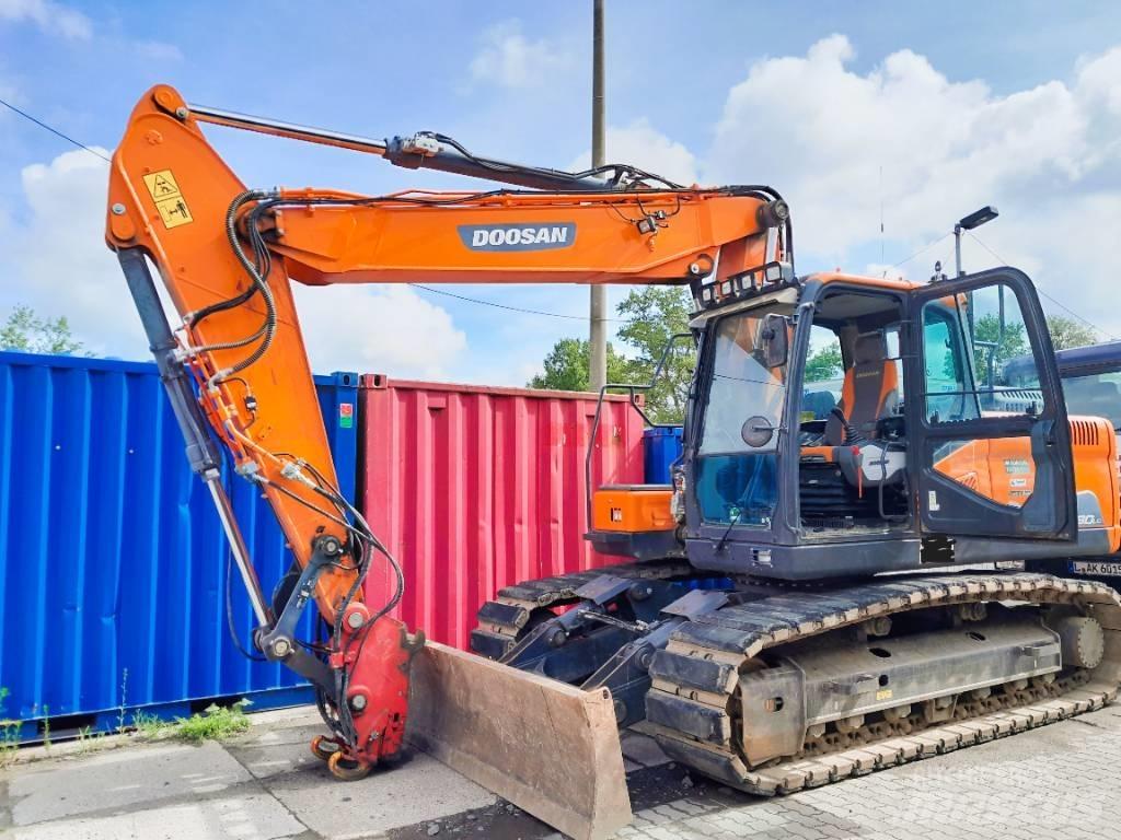 Doosan DX180LC-5 履带挖掘机