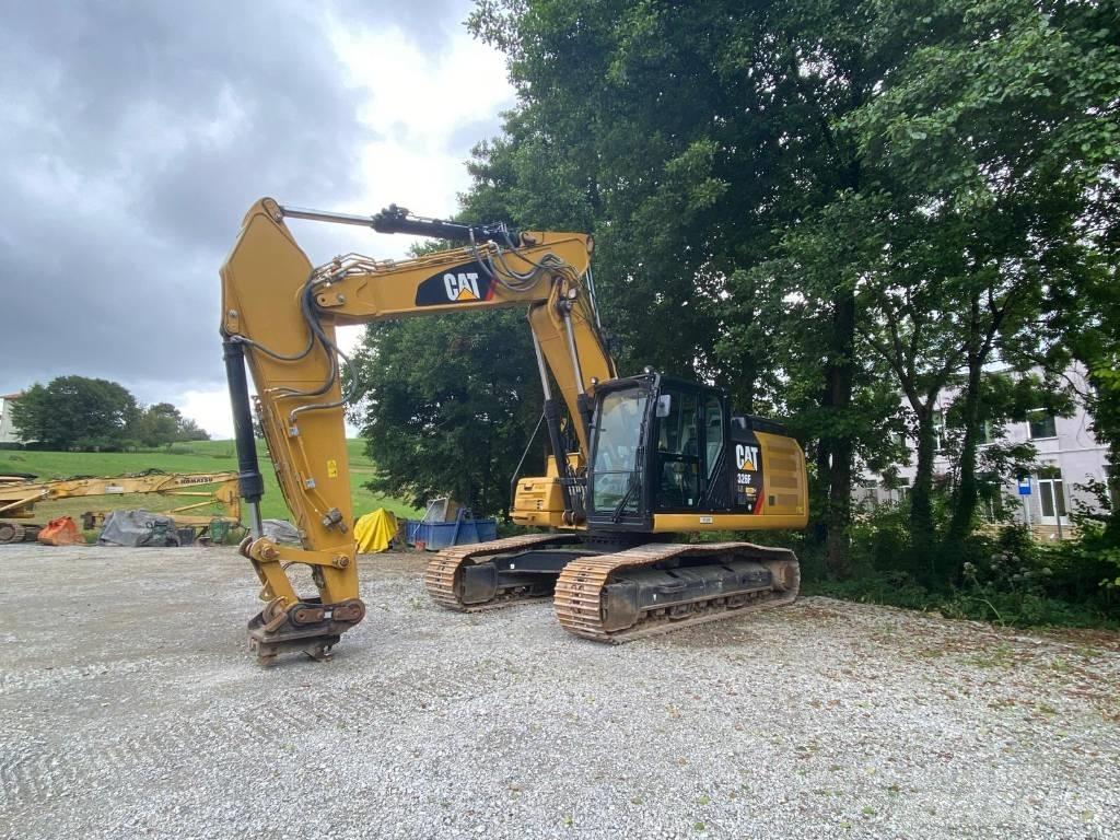 CAT 326 F 履带挖掘机
