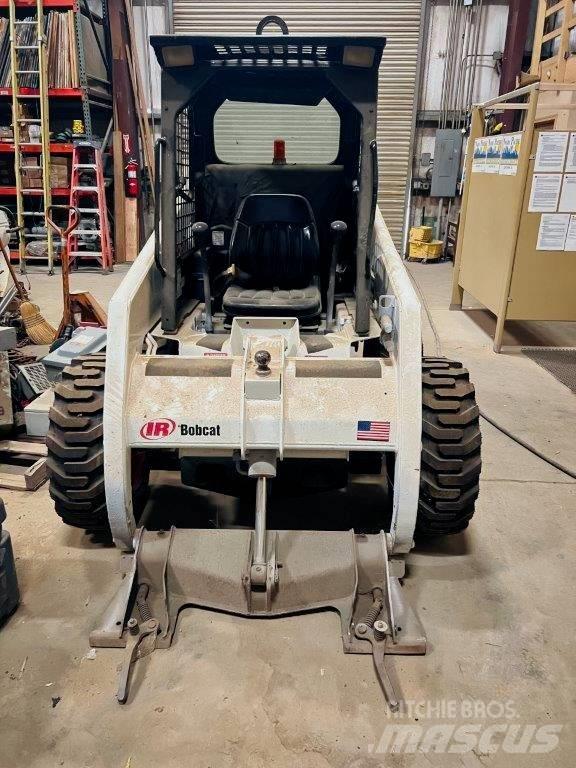 Bobcat 763 C 滑移装载机