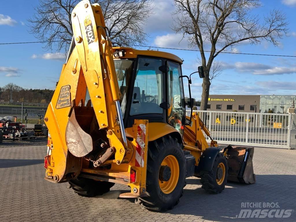 JCB 3 CX 反铲装载机
