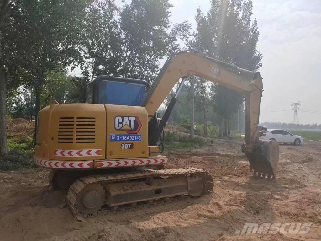 CAT 307E2 中型挖掘机