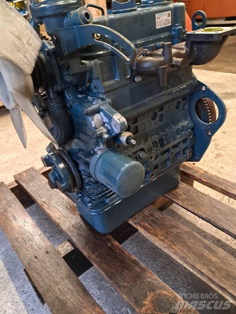 Kubota D-902 发动机