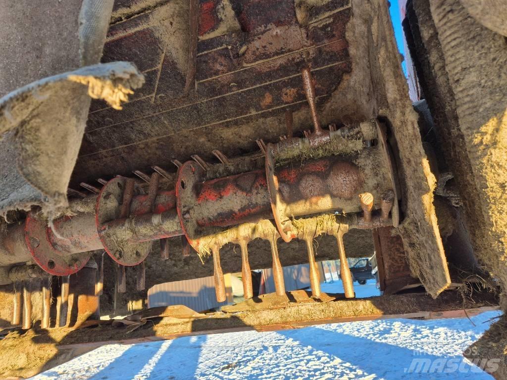 Kuhn Alterna 400 割草调节装置