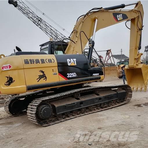 CAT 325 D L 履带挖掘机