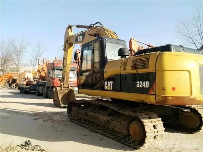 CAT 324 D2L 履带挖掘机