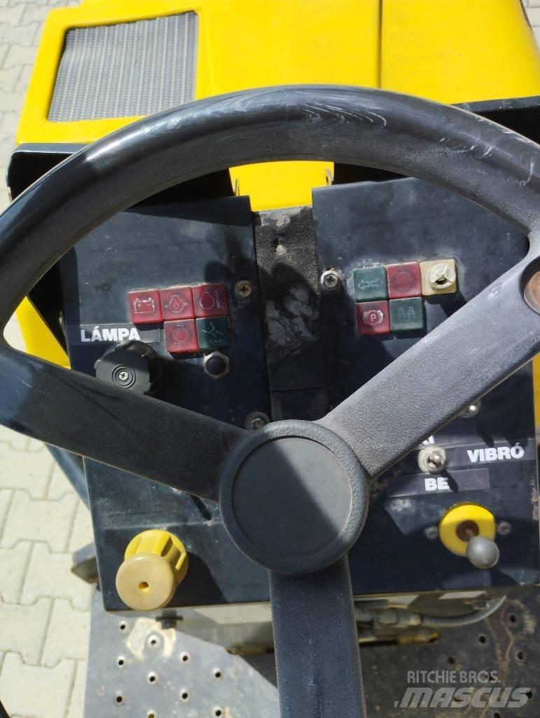 Wacker Neuson RD 15 双轮压路机