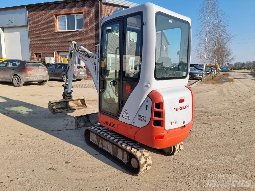 Takeuchi TB 216 小型挖掘机