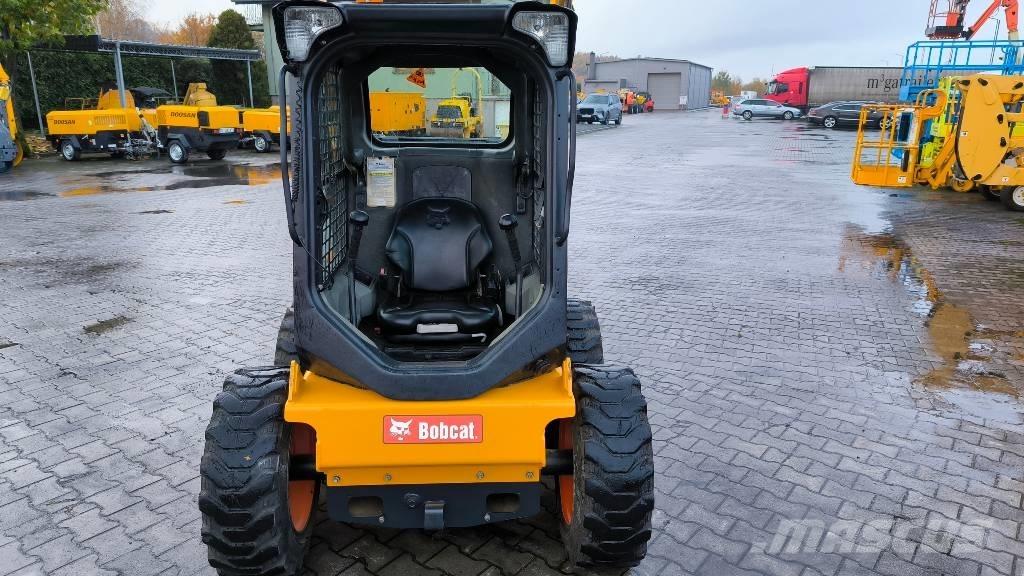 Bobcat S 450 滑移装载机