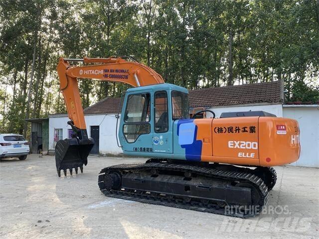 Hitachi EX200 履带挖掘机