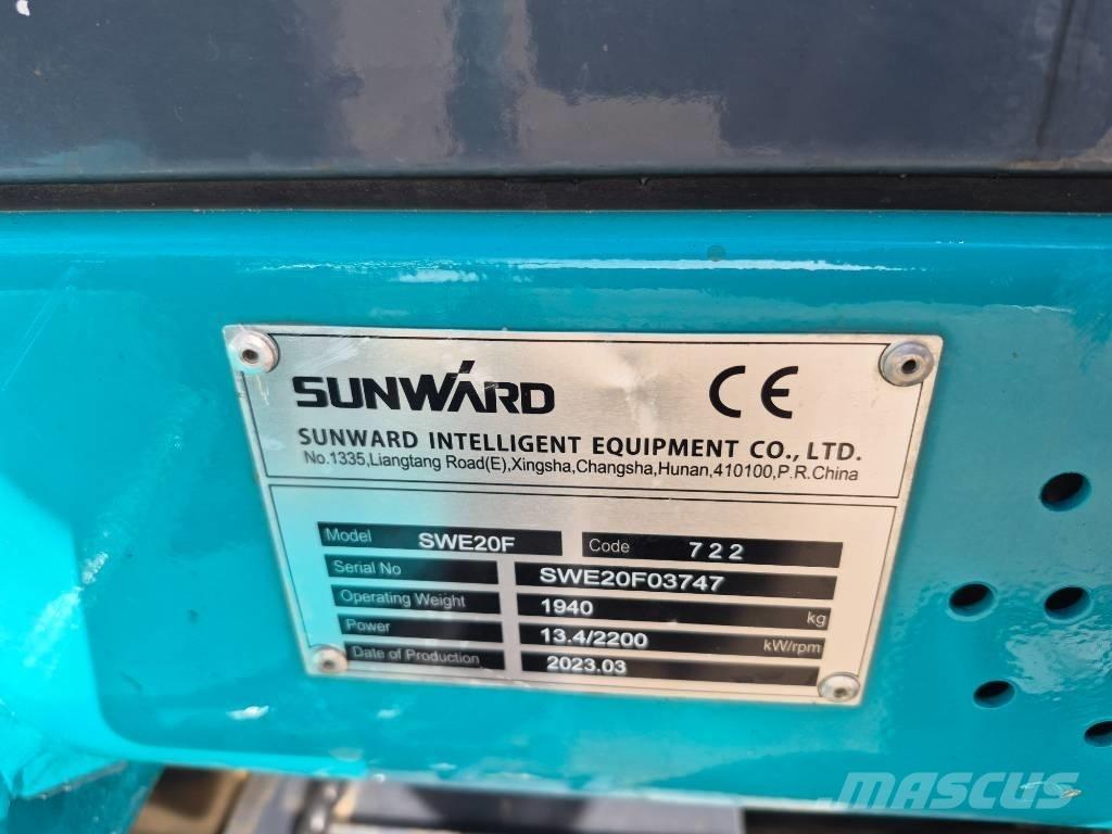 Sunward SWE 20 F 小型挖掘机