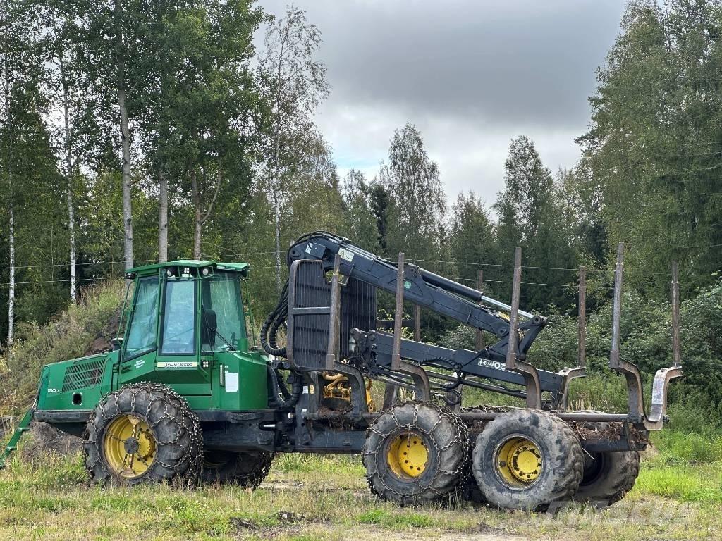 John Deere 1110 D 集运机