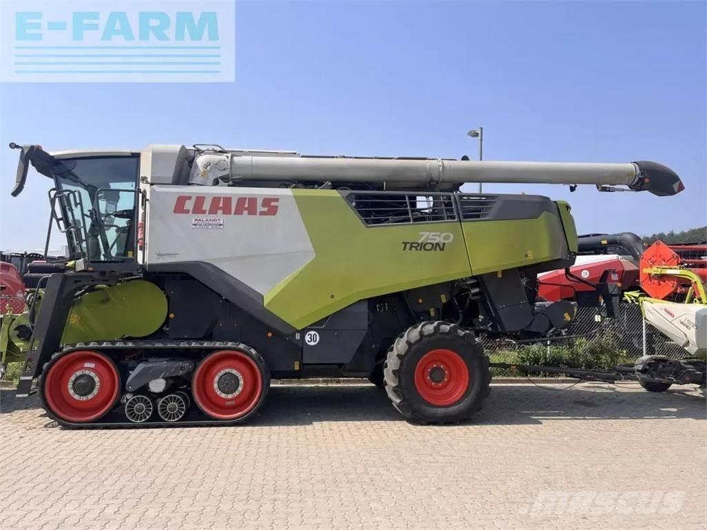 CLAAS trion 750 tt 联合收割机