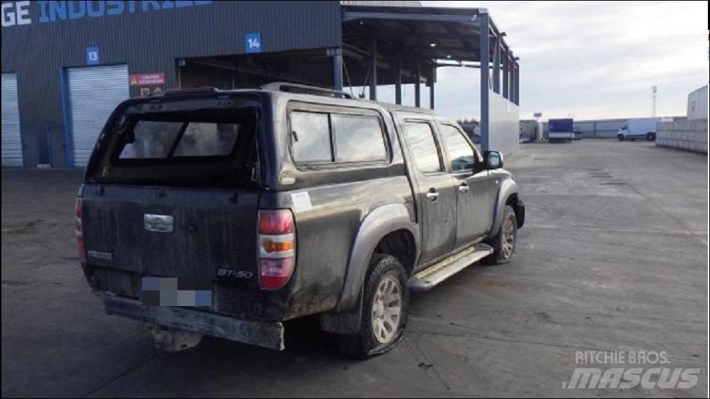 Mazda BT-50 大型面包车