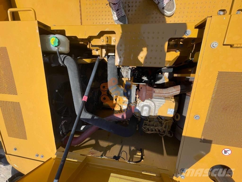 CAT CAT320GC 履带挖掘机