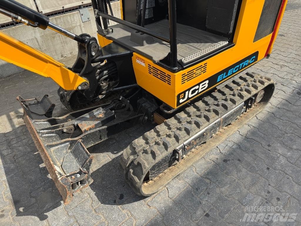 JCB 19 C-1E 小型挖掘机