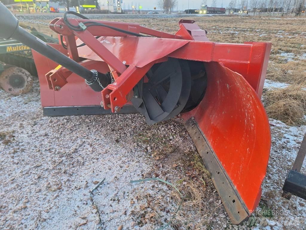 TR 270 扬雪机
