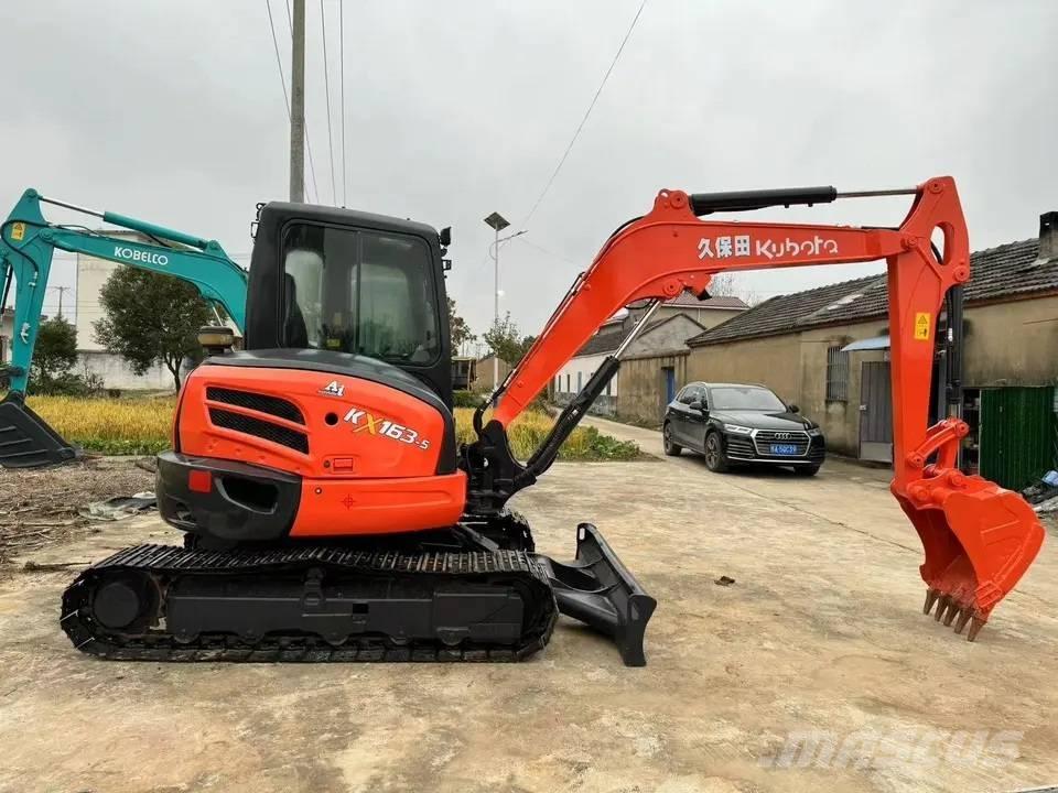 Kubota KX163-5 小型挖掘机