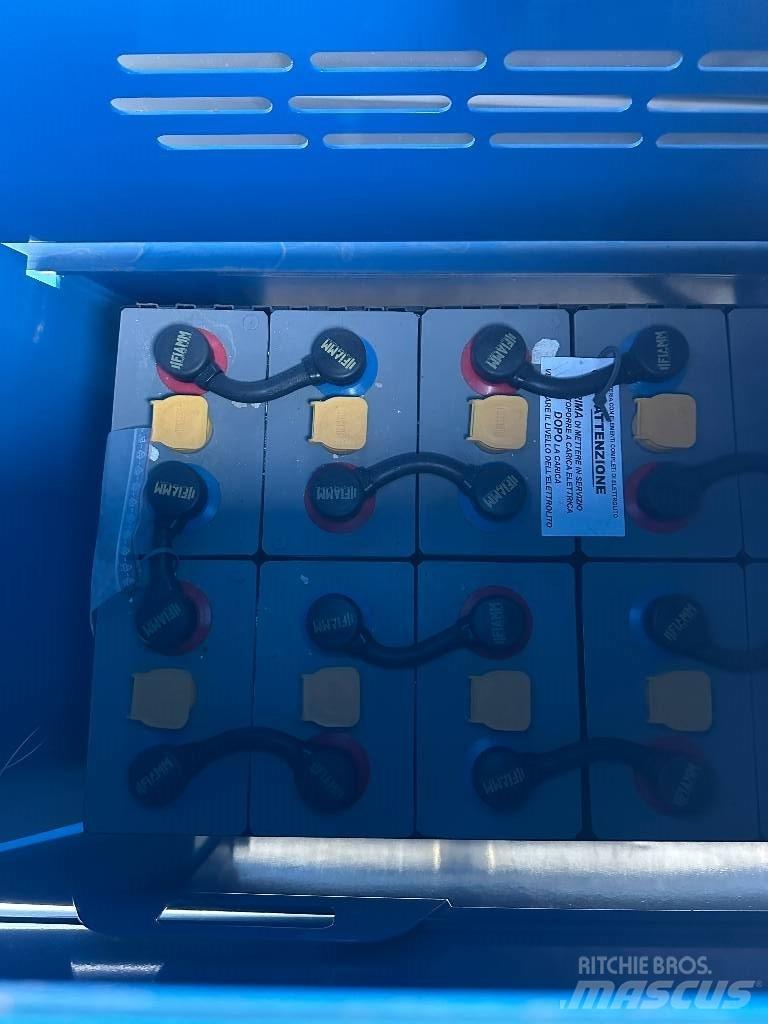Imer IT17220 剪叉式升降机