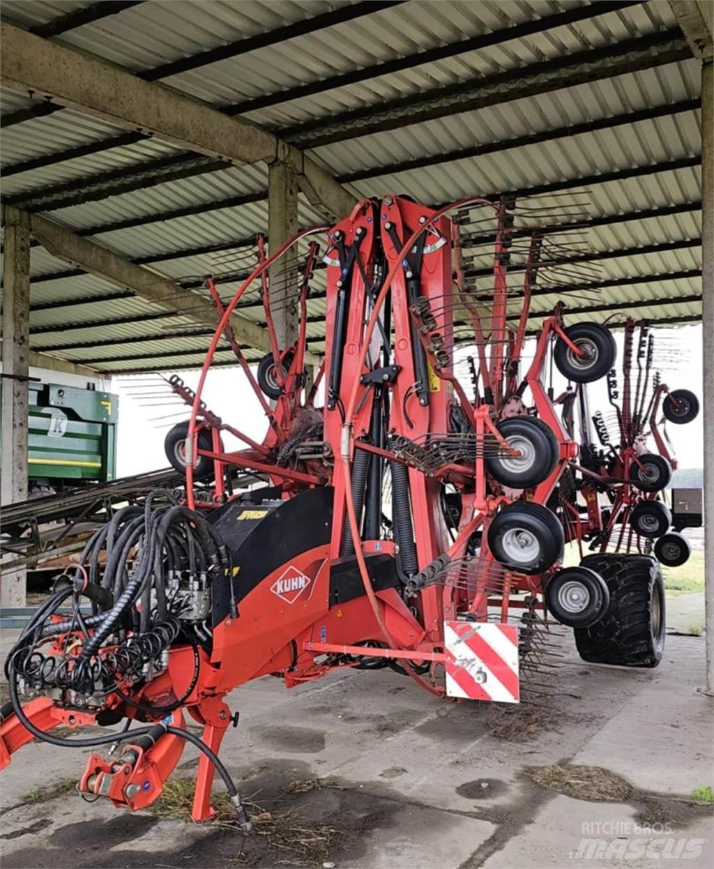 Kuhn GA 15131 料堆整形机