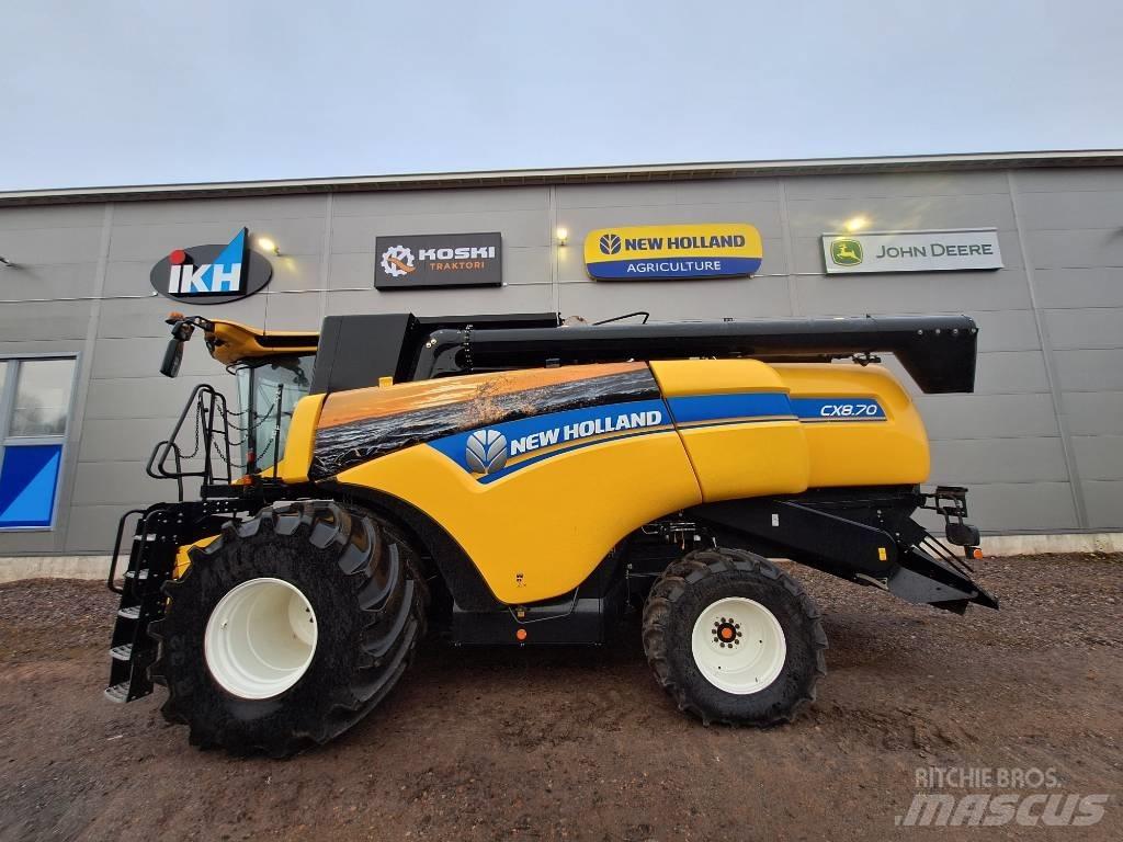 New Holland CX 8.70 联合收割机