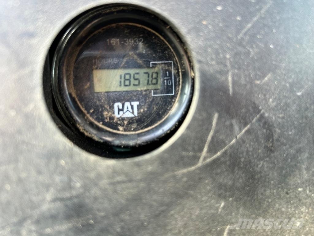 CAT 303.5 C 小型挖掘机