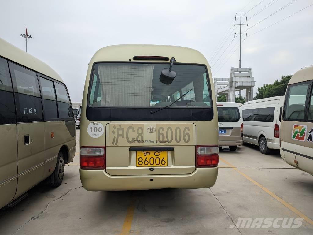 Toyota Coaster Bus 迷你巴士